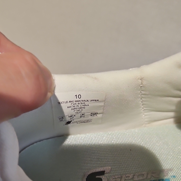 NWT Skechers Women's White Sneakers Size 10 - Picture 7 of 9